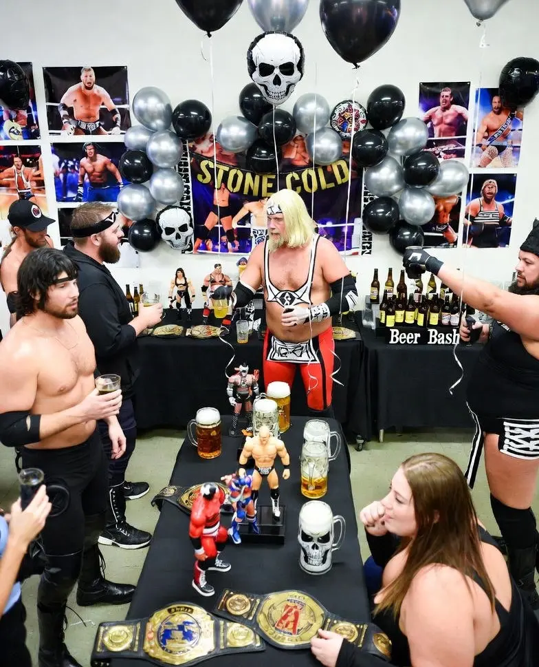 Arrange a Fan Party for Stone Cold Steve Austin